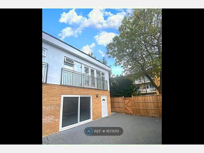 1 Bedroom Terraced House To Rent In Rear Of - Bromley Road, Catford, SE6