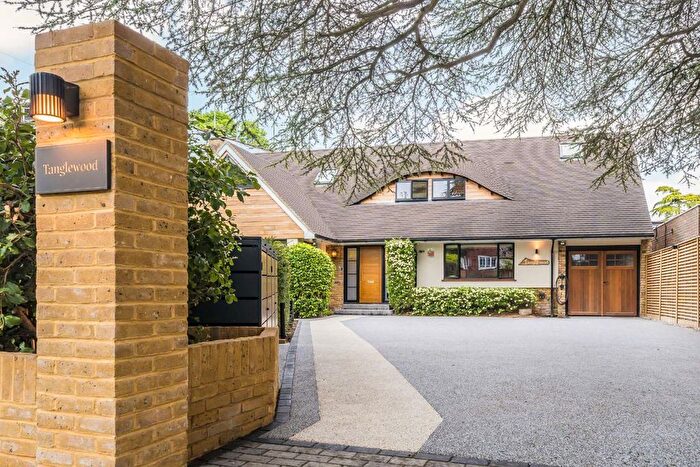 5 Bedroom Detached House For Sale In Marlborough Road, Hampton, TW12