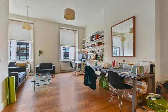 1 Bedroom Flat To Rent In Baker Street, Marylebone, W1U