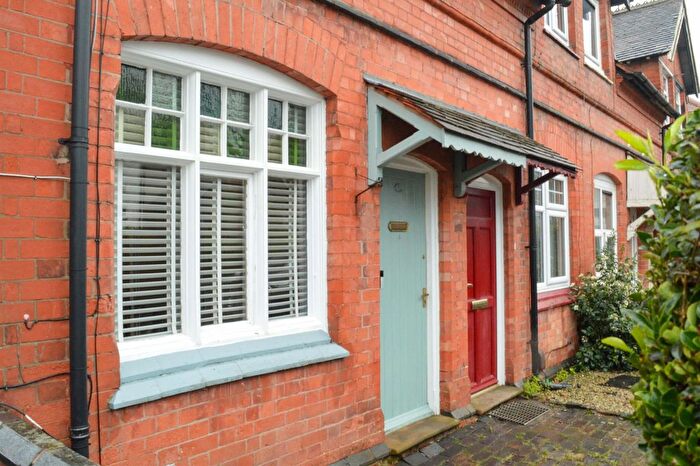 2 Bedroom Terraced House For Sale In South Knighton Road, South Knighton, Leicester, LE2