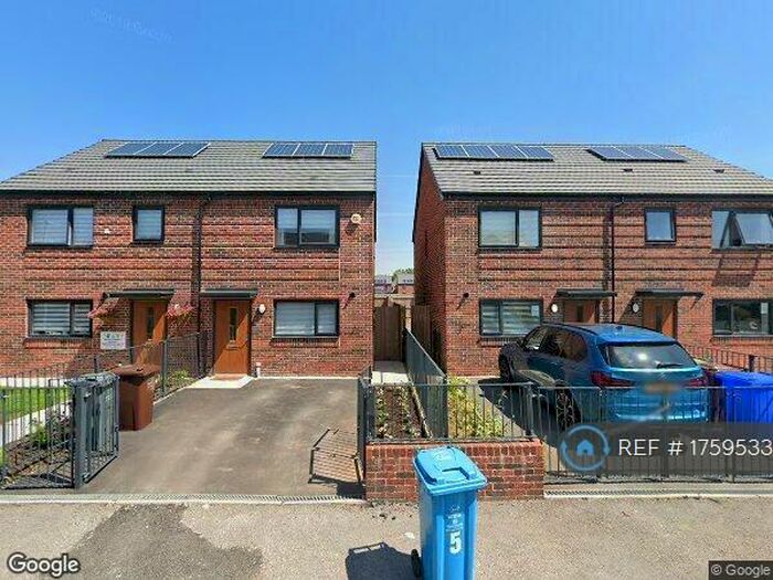 2 Bedroom Semi-Detached House To Rent In Penton Road, Manchester, M12