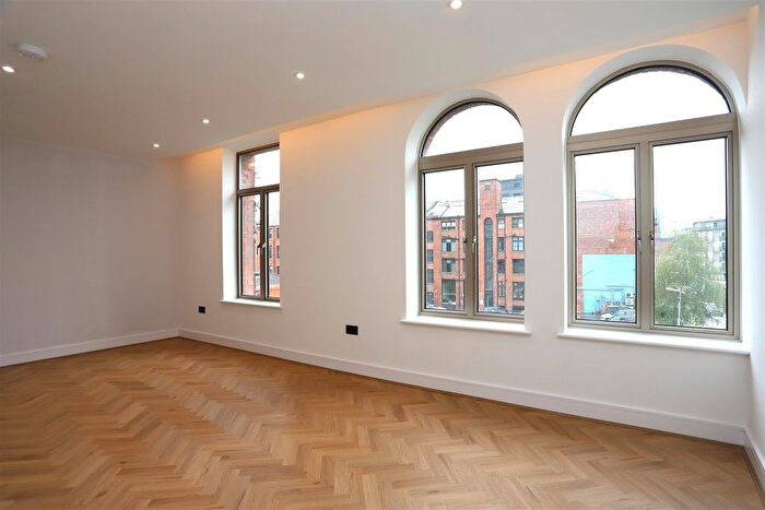 1 Bedroom Flat To Rent In Laystall Street, Piccadilly, M1