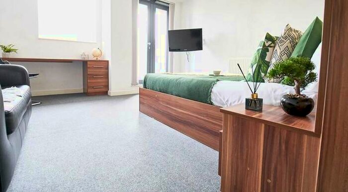 1 Bedroom Studio Flat To Rent In London Road, City Centre, Liverpool, L3