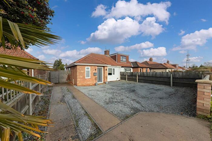 2 Bedroom Semi-Detached Bungalow For Sale In St. Williams Way, Norwich, NR7