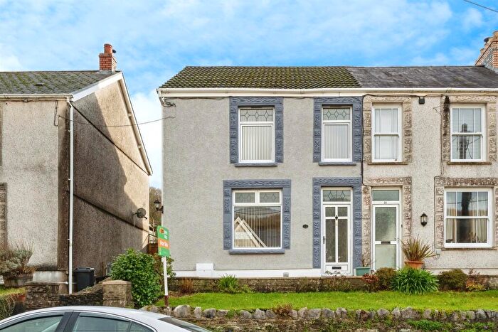 3 Bedroom Semi-Detached House For Sale In Cefn Yr Allt, Aberdulais, Neath, SA10