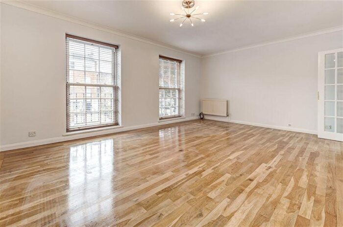 4 Bedroom Terraced House To Rent In Belsize Road, South Hampstead, NW6