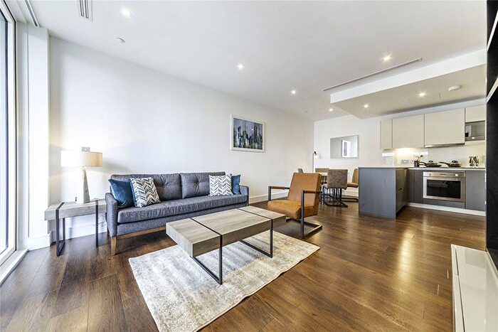 1 Bedroom Flat To Rent In Harbour Way, Canary Wharf, E14