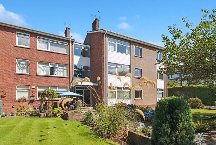 3 Bedroom Flat To Rent In Park Court, Park Road, Giffnock, Glasgow, G46