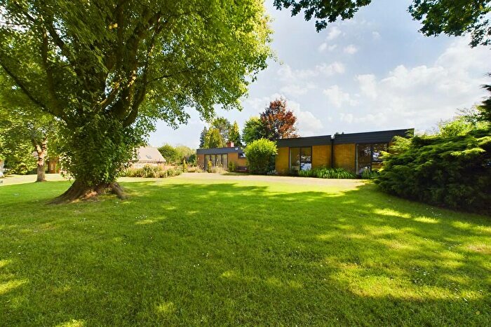 3 Bedroom Detached House For Sale In Newton Park, Newton Solney, Burton-on-Trent, DE15