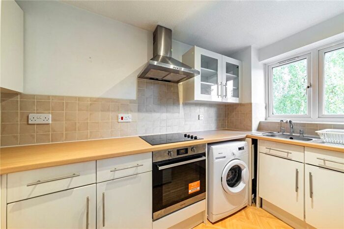 1 Bedroom Flat To Rent In Crosslet Vale, Greenwich, SE10