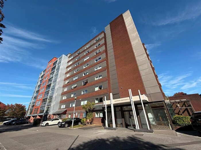 1 Bedroom Apartment To Rent In Madison Apartments, Seymour Grove, Manchester, M16