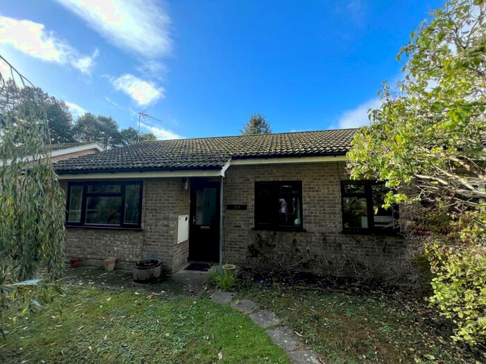 3 Bedroom Bungalow To Rent In Rowan Walk, Mildenhall, Bury St. Edmunds, IP28