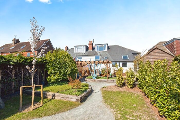 3 Bedroom Bungalow For Sale In Hartley Road, Cranbrook, Kent, TN17