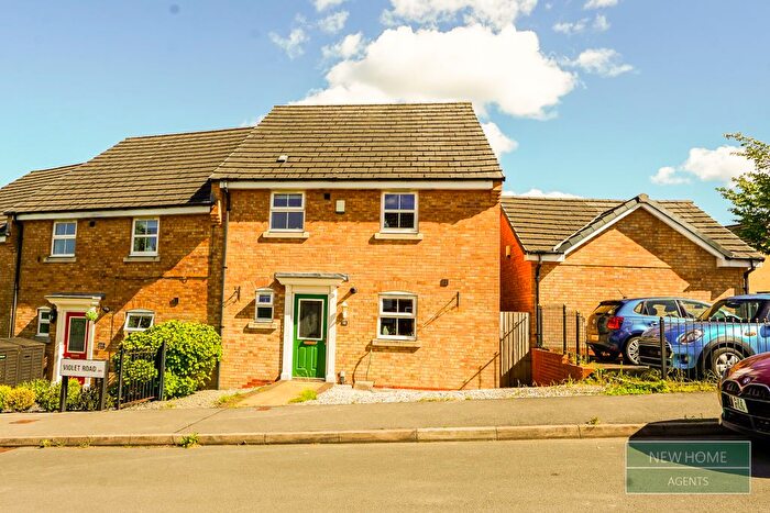 3 Bedroom End Of Terrace House For Sale In Violet Road, East Ardsley, Wakefield, WF3