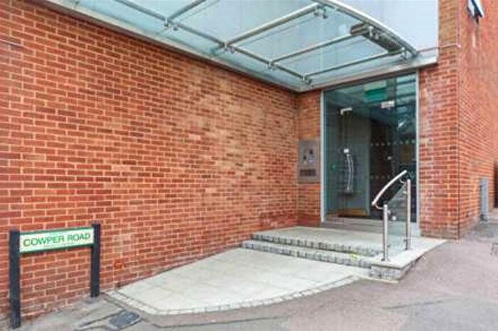 2 Bedroom Flat To Rent In Callard House, High Street, Berkhamsted, HP4