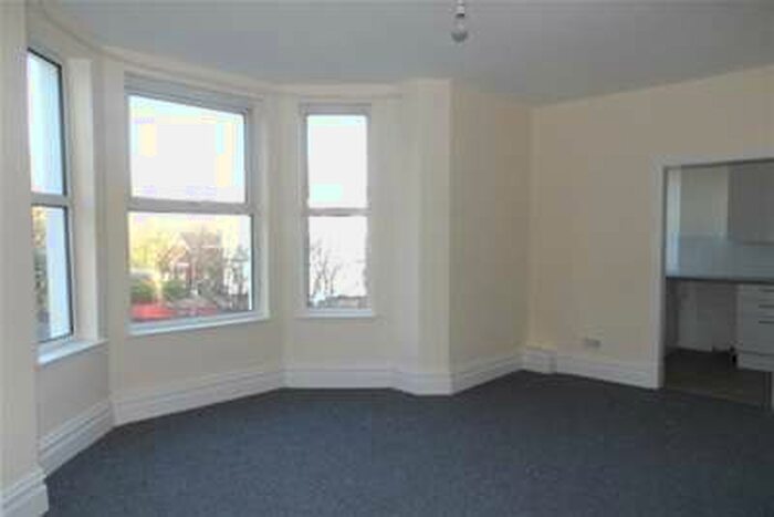 2 Bedroom Flat To Rent In Liverpool Road, Birkdale, PR8
