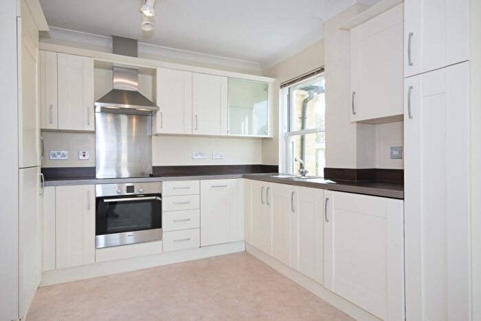 2 Bedroom Apartment To Rent In Mill Walk Witney, OX28