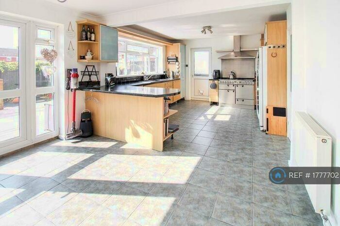 4 Bedroom Detached House To Rent In Biggleswade Road, Potton, Sandy, SG19