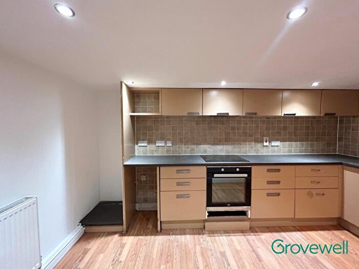 1 Bedroom Flat To Rent In Manchester Road, Rochdale, OL11