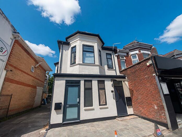 1 Bedroom Flat To Rent In Charminster Road, Bournemouth, BH8