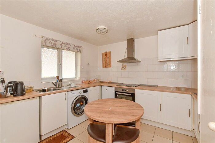 2 Bedroom End Of Terrace House For Sale In Malyons Place, Basildon, Essex, SS13