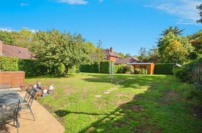 2 Bedroom Detached Bungalow For Sale In Redhall End, Colney Heath, St. Albans, AL4