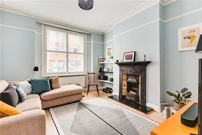 1 Bedroom Flat To Rent In Caledonian Road, Islington, N7