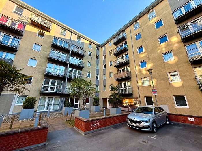 2 Bedroom Flat To Rent In The Quartz, Hall Street, Birmingham, B18