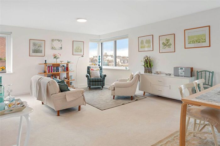 2 Bedroom Flat For Sale In Palmerston House, Kensington Place, London, W8