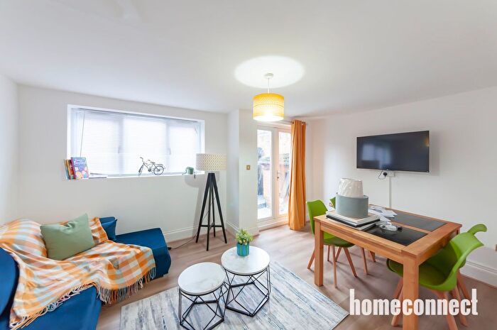 2 Bedroom Flat To Rent In Keogh Road, Stratford, E15