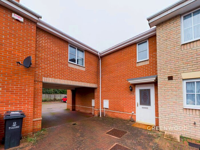 3 Bedroom Link Detached House To Rent In Hakewill Way, Colchester CO4