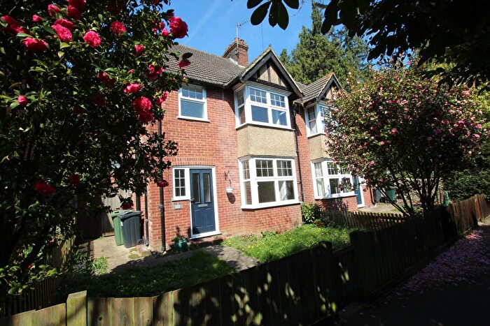 3 Bedroom Semi-Detached House To Rent In Lower Queens Road, Ashford, TN24