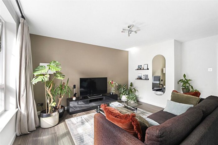 2 Bedroom Flat For Sale In D Justice Mill Brae, Aberdeen, AB11