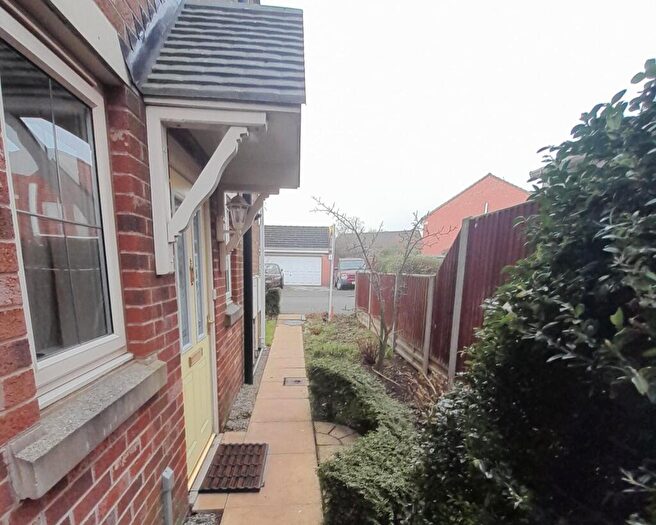 3 Bedroom Semi-Detached House To Rent In De Caldwell Drive, Newark, NG24