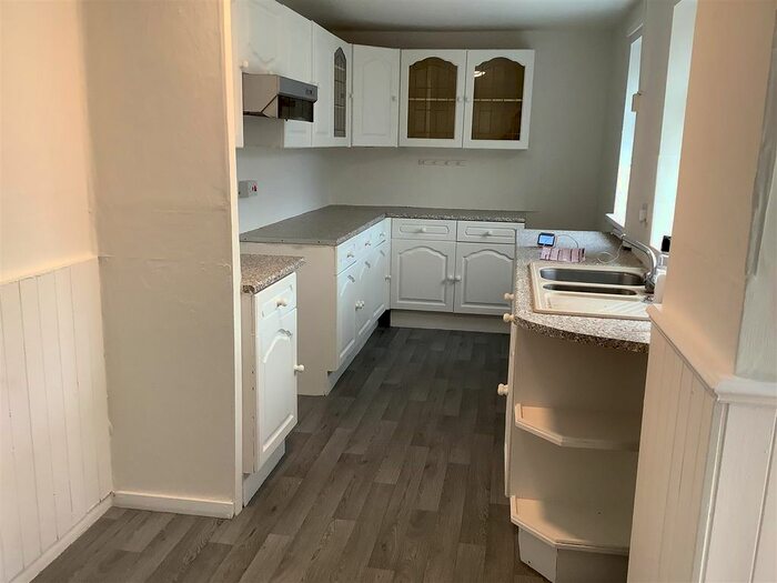 3 Bedroom Terraced House To Rent In Cromwell Road, Grimsby, DN31