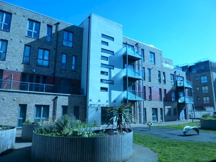 2 Bedroom Flat To Rent In Pepys Court, Cambridge, CB4