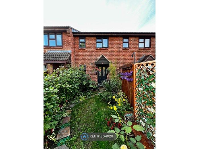 2 Bedroom Terraced House To Rent In Hythe Close, Bracknell, RG12