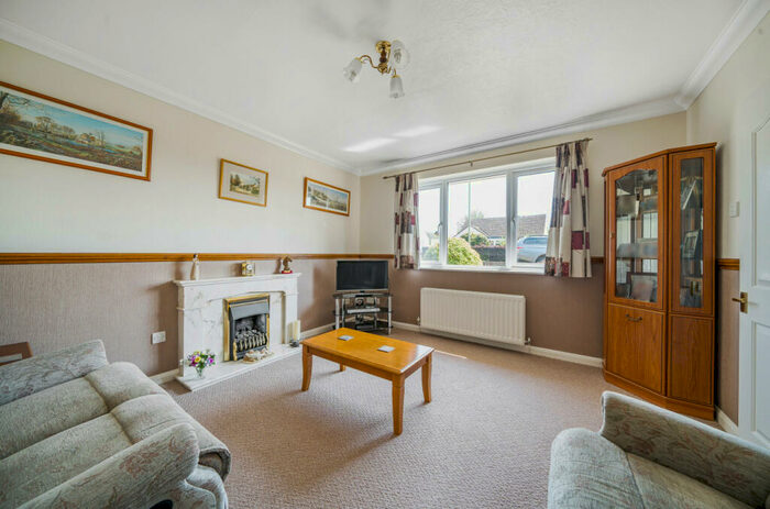 2 Bedroom Bungalow For Sale In Damson Trees, Shrivenham, Swindon, SN6