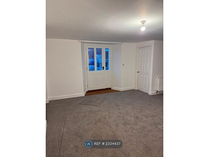 2 Bedroom Flat To Rent In Bristol Road, Gloucester, GL1