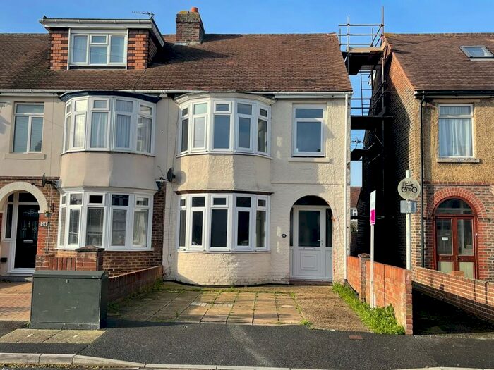 3 Bedroom House To Rent In Brighton Avenue, Gosport, PO12