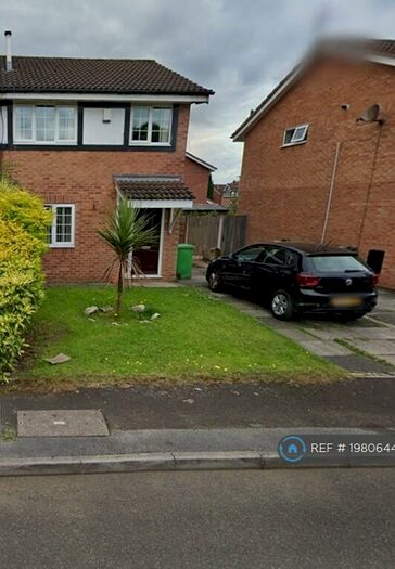 2 Bedroom Semi-Detached House To Rent In Wilderswood Close, Manchester, M20