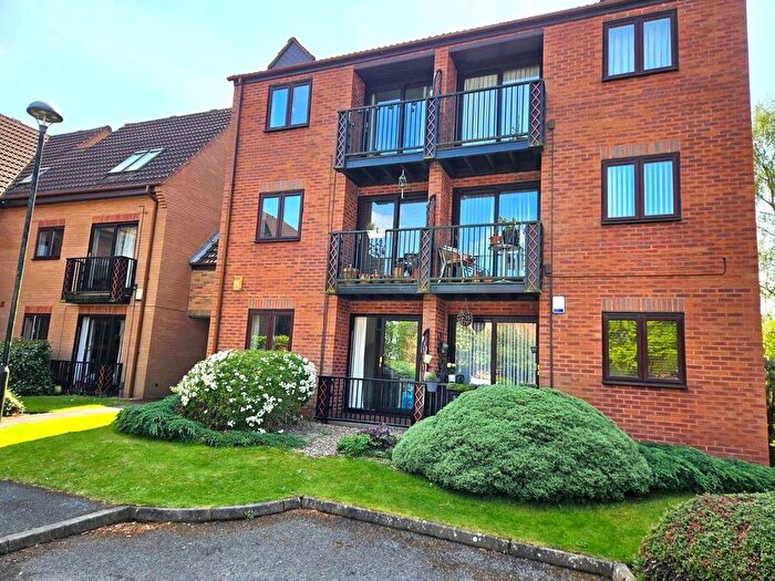 1 Bedroom Flat To Rent In Plover Wharf, Nottingham, Nottinghamshire, NG7