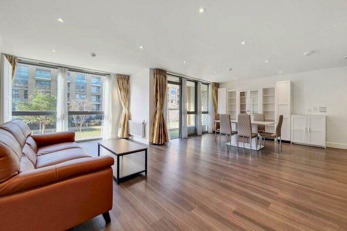 2 Bedroom Apartment To Rent In Arlington Avenue, Islington, N1