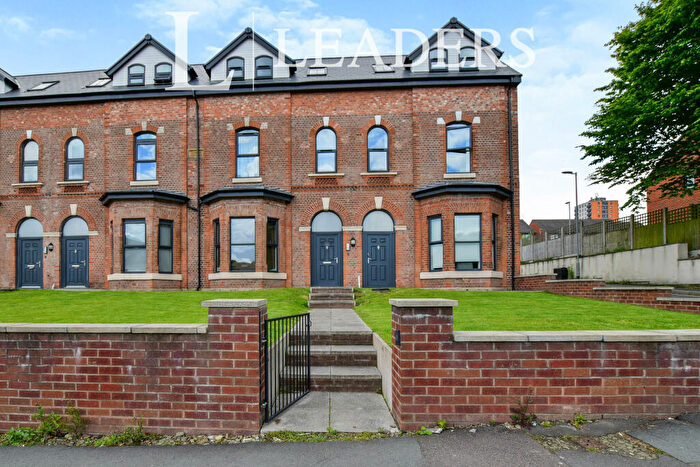 2 Bedroom Apartment To Rent In Queens Terrace, Great Cheetham Street West, Salford, M7