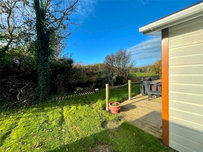 Houses for sale & to rent in PL28 8FW, Merryn Heights, Padstow Padstow