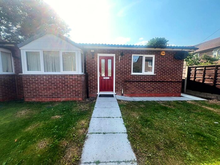 2 Bedroom Bungalow For Sale In Roedean Gardens, Manchester, M41