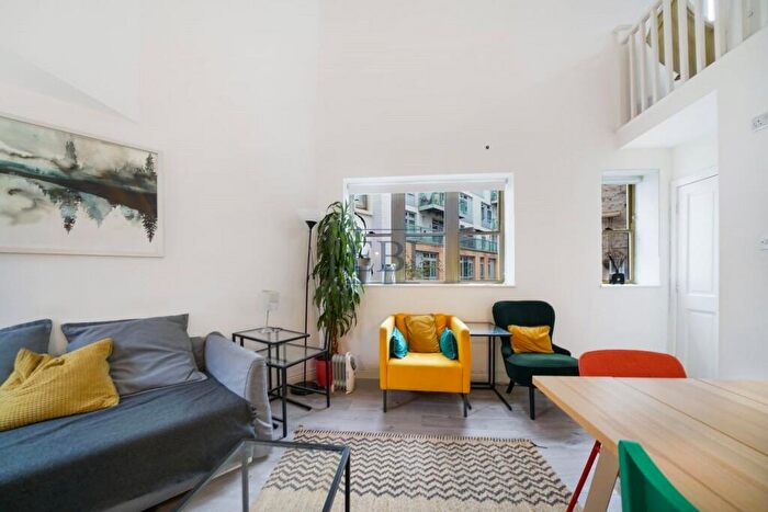 2 Bedroom Apartment For Sale In Mission Building, Commercial Road, Westferry, E14