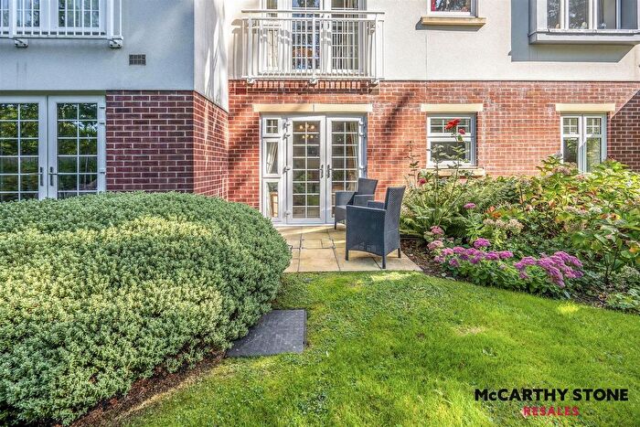 1 Bedroom Flat For Sale In Brueton Place, Blossomfield Road, Solihull, B91