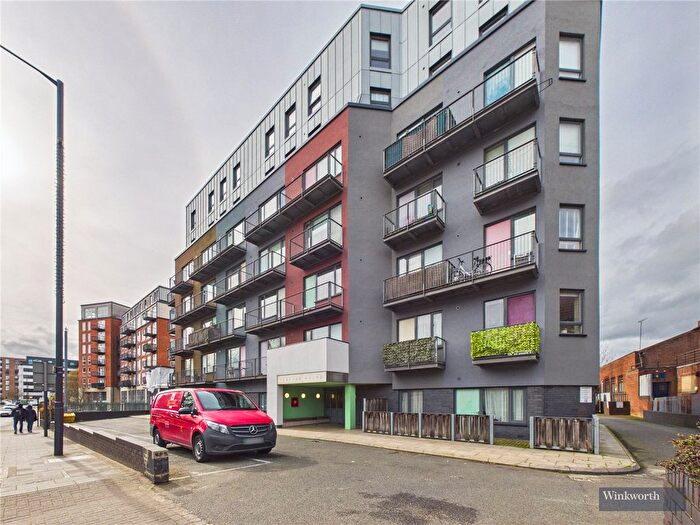 1 Bedroom Flat For Sale In Northolt Road, Harrow, Middx, HA2