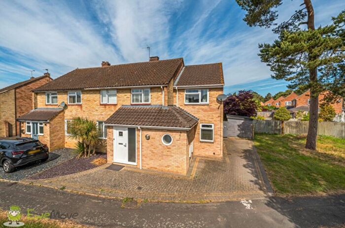 4 Bedroom Semi-Detached House For Sale In Portway, Baughurst, Tadley, Hampshire, RG26